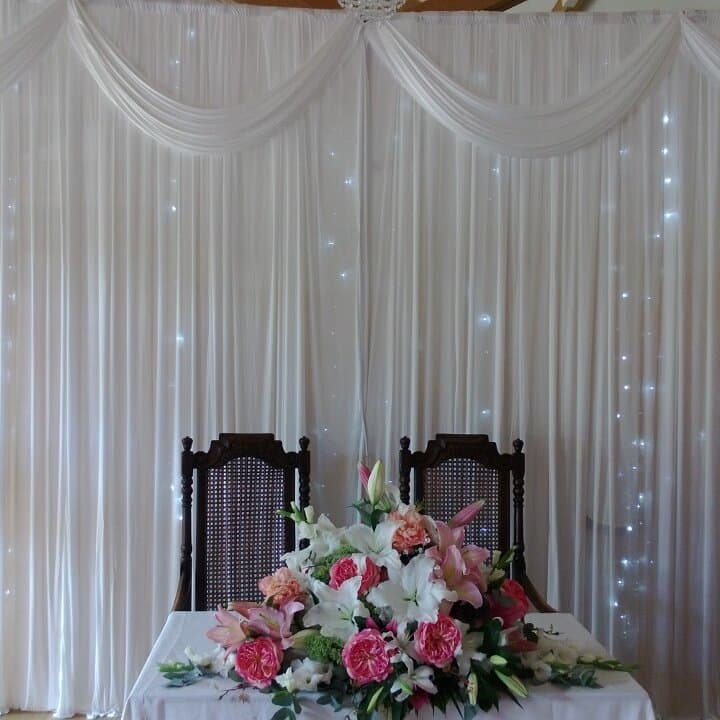 Backdrop - White w/ Gold